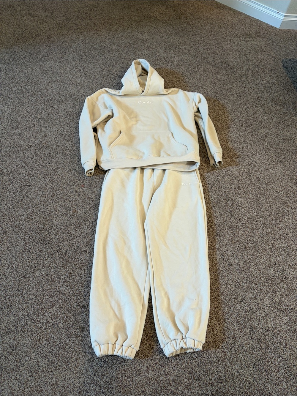 Comfort brandCream Cozy Oversized Hoodie & Jogger Set - Casual Lounge Sweatpants